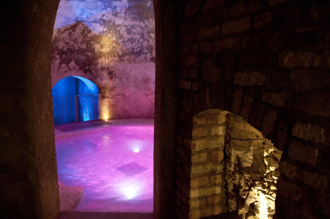 Antico Borgo Hotell Cuneo Exteriör bild