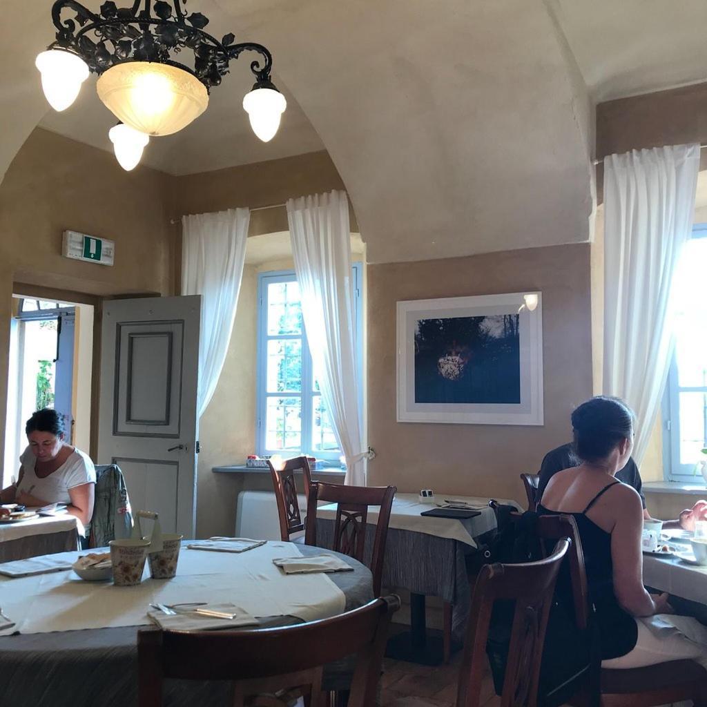 Antico Borgo Hotell Cuneo Exteriör bild